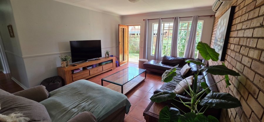 3 Bedroom Property for Sale in Heuwelsig Free State